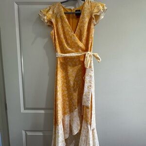 Vince Camuto Floral Wrap Dress in Yellow